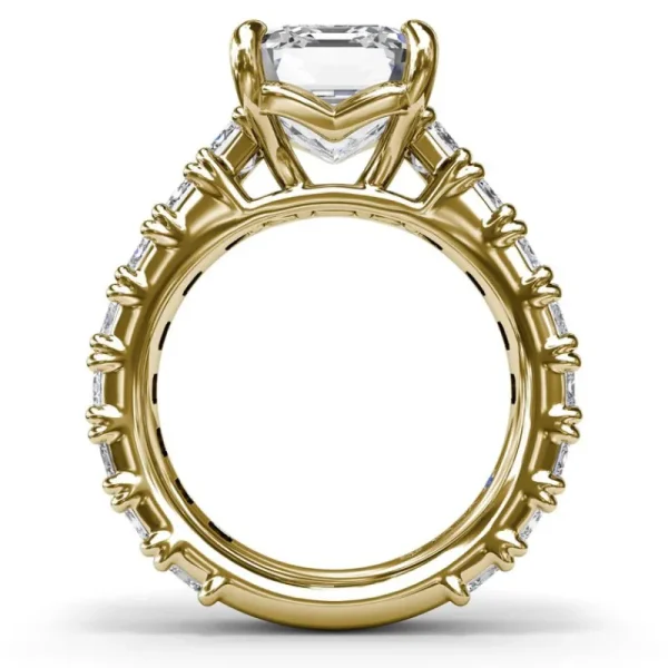 Fashion Fana Chunky Emerald Diamond Engagement Ring
