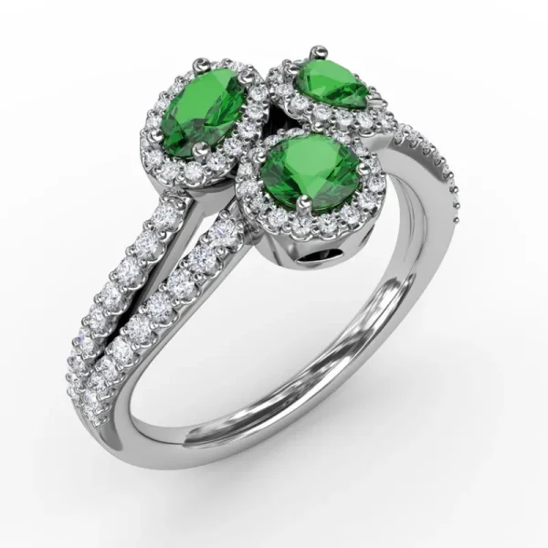 New Fana Feel The Elegance Emerald and Diamond Ring