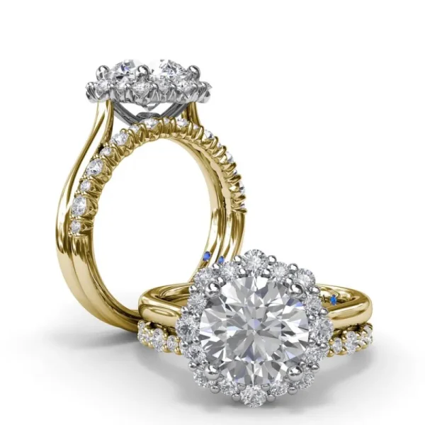 Sale Fana Graduated Halo Diamond Engagement Ring