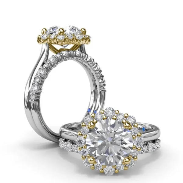 Sale Fana Graduated Halo Diamond Engagement Ring