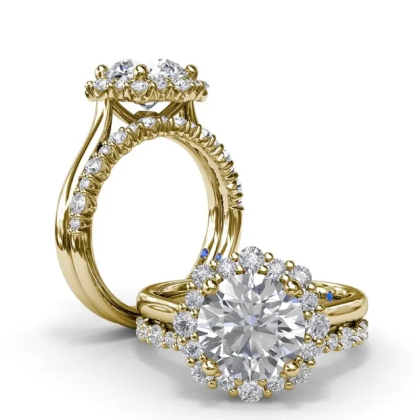 Sale Fana Graduated Halo Diamond Engagement Ring