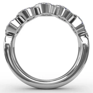 New Fana Hold Me Close Sapphire and Diamond Twist Ring
