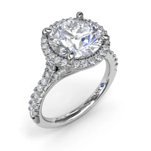 Hot Fana Striking and Bold Diamond Engagement Ring