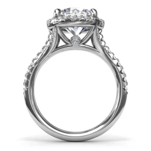 Hot Fana Striking and Bold Diamond Engagement Ring