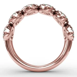 Hot Fana Think Like A Queen Emerald and Diamond Ring