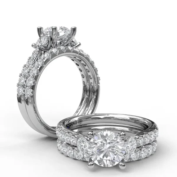 Outlet Fana Three Stone With Pave Engagement Ring
